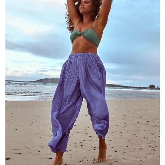 NWT Free People Winona Pleated Flare Trouser Pants Blue Women's Size Large - Picture 9 of 9